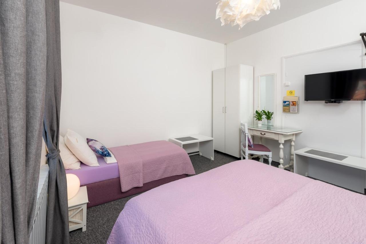 Rooms Mira By Anastasia Zagabria Esterno foto